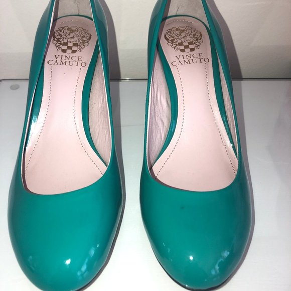 Vince Camuto Heels - Picture 1 of 3